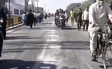 मुरादाबाद: डबल फाटक पुल पर यातायात हुआ शुरू, पैदल चलने वाले व दोपहिया वाहनों के लिए खोला गया पुल