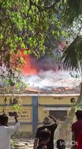 बहराइच: जल निगम कार्यालय में हुए अग्निकांड मामले में अधिशासी अभियंता की तहरीर पर पुलिस ने अज्ञात के खिलाफ मामला किया दर्ज