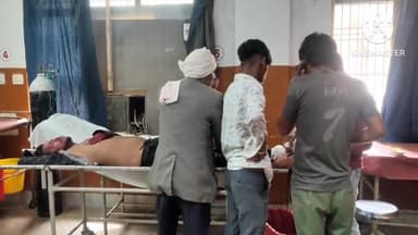 शिकोहाबाद: गांव लभउआ में बाइक फिसलने से बाइक सवार व्यक्ति हुआ घायल, परिजनों ने इलाज के लिए अस्पताल में कराया भर्ती