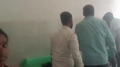 पटोरी: गुलाब बबुना हाई स्कूल के समीप पूर्व मुखिया को अज्ञात बाइक सवार युवक ने टक्कर मारकर किया घायल