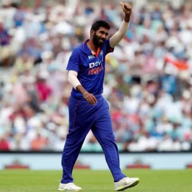 #जसप्रीत बुमराह की न्यूजीलैंड में सफल रूप से पीठ की सर्जरी हुई अब #मैदान पर 6महिने बाद वापसी होगी #cricket_live_updates