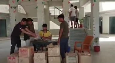 राजगीर: वढ़ौना गांव में पुलिस ने छापेमारी कर विदेशी शराब की बड़ी खेप की बरामद, थाना प्रभारी ने दी जानकारी