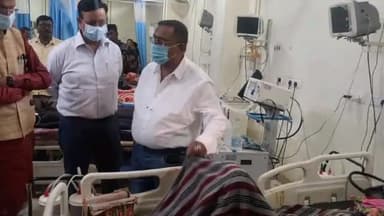 कांके: स्वास्थ्य मंत्री, सांसद व विधायक ने रिम्स की व्यवस्था का किया निरीक्षण