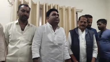 अशोक नगर: रेस्ट हाउस में कांग्रेस ने की प्रेस वार्ता आयोजित, कहा विभिन्न समस्याओं को लेकर 13 मार्च को भोपाल में करेंगे प्रदर्शन