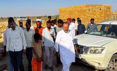 जैसलमेर: विधायक रूपा राम ने जैसलमेर के ग्राम अंचलों व ढाणियों का किया दौरा लोगों के सुने अभाव अभियोग हाथ से हाथ जोड़ो यात्रा