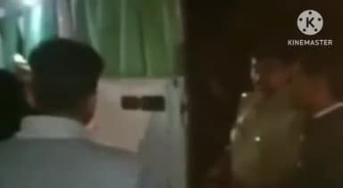 फरीदपुर: बरेली बीसलपुर मार्ग पर गांव पड़ौली के निकट बाइक को टक्कर मारता हुआ घर में घुसा ट्रक दोनों चालक घायल