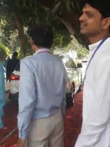 बौंसी: bounsi gurudam se pujan kar gaman karte rajpall mahoday@#bounsi