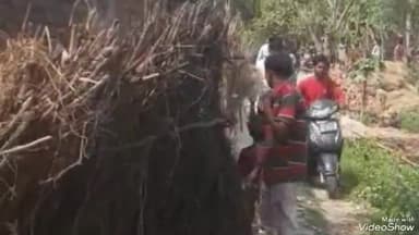 जयसिंहपुर: बिझुरी गांव में सार्वजनिक रास्ते को हटा कर दबंगों द्वारा कराया जा रहा है अवैध निर्माण, कुनबे ने डीएम से की शिकायत