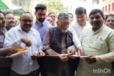 बरेली: केंद्र और प्रदेश सरकार की योजनाओं को जन-जन तक पहुंचाने के लिए आज से 3 दिवसीय प्रदर्शनी का विकास भवन में हुआ शुभारंभ