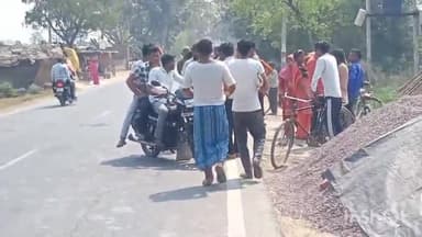 गोंडा: जयरामपुरवा गांव के निकट गोंडा-बहराइच मार्ग पर बाइक व साइकिल के बीच हुई टक्कर के बाद हुआ विवाद, लोगों ने शांत कराया मामला