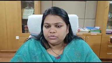 बरकागाँव: समाहरणालय सभागार में उपायुक्त ने मैट्रिक और इंटर परीक्षा के सफल संचालन को लेकर की बैठक, बड़कागांव BDO रहे मौजूद