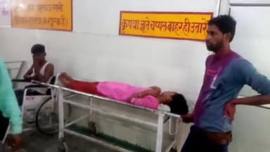 इटावा: निवाड़ी कला के पास बाजार करके लौट रहे बाइक सवार भाई-बहन को अज्ञात वाहन ने मारी टक्कर, जिला अस्पताल में कराया गया भर्ती