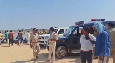 मोठ: 42 घंटे बाद भी पूँछ अंतर्गत बेतवा नदी में डूबा 2 युवकों का नहीं चला पता, एसडीआरएफ की टीम जुटी तलाश में