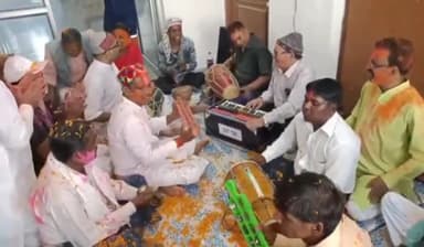 सिंगरौली: भाजपा कार्यालय बैढ़न में मनाया गया होली मिलन समारोह बांटी गई मिठाई