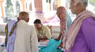 वैशाली: ज़मीनी विवाद के निष्पादन को लेकर वैशाली थाना परिसर में लगाया गया जनता दरबार