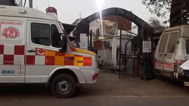 दुल्हिन बाज़ार: भरतपुरा गांव के पास सड़क पर दो बाइकों की हुई टक्कर, हादसे में एक बाइक सवार युवक हुआ घायल