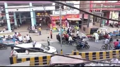 बेगूसराय: पीटी उषा ने ट्रैफिक चौक स्वामी विवेकानंद सहित शहर में स्थापित अन्य महापुरुषों की प्रतिमा पर किया माल्यार्पण