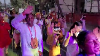 मिलन उत्सव 2023 सहरसा जिला में ईश्वर की भक्ति में झूमे शहर वासी आप भी देखकर आनंद लें! पार्ट - I , राधें - राधें ! जय !