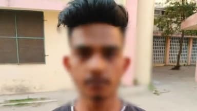 मुरादाबाद: पुलिस ने कोतवाली थाना क्षेत्र से अलग-अलग मामलों में दो आरोपियों को चाकू और एक को 2 किलो गांजे के साथ किया गिरफ्तार