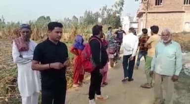 अमरोहा: गांव उकसी रायपुर में नगर पालिका द्वारा बनाए जा रहे एमआरएफ प्लांट का ग्रामीण कर रहे विरोध