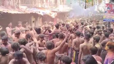 आगर: परंपरा अनुसार इस रंग पंचमी पर भी आगर नगर पालिका द्वारा निकाली गई गैर, बड़ी संख्या में शहरवासी हुए शामिल।