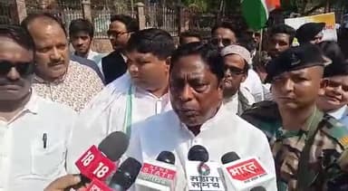 कांके: मंत्री आलमगीर आलम ने अडानी प्रकरण को लेकर राज भवन का किया घेराव