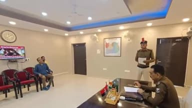 अररिया: समाहरणालय परिसर स्थित अपने कार्यालय में एसपी ने लगाया जनता दरबार, अलग-अलग स्थानों से पहुंचे फरियादी