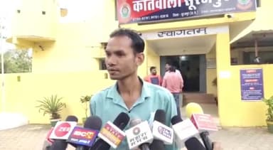 सूरजपुर: जिला चिकित्सालय में मारपीट के मामले में पुलिस ने डॉक्टर को बुलाया और आरोपी की शिनाख्त कराई पीड़ित डॉक्टर ने दी जानकारी