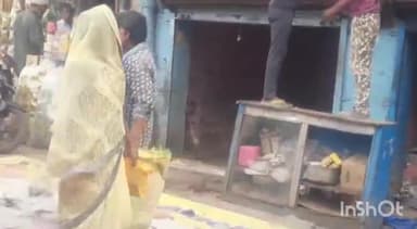 गुना नगर: निजला बाजार में किराएदार निकल लिया था मकान पर कब्जा, हाईकोर्ट के आदेश पर पुलिस प्रशासन ने खाली कराकर मकान मालिक को सौंपा