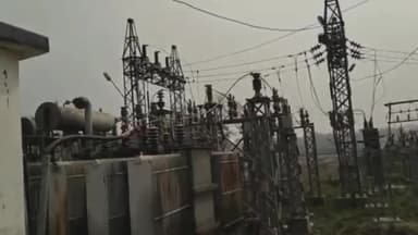 सुप्पी: बिजली विभाग सुप्पी के जेई मनोज कुमार ने मनियारी ढेंग में चलाया बिजली बिल वसूली अभियान, ₹56000 की हुई वसूली