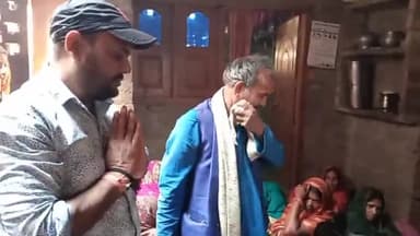 मानसी नगर पंचायत खुटिया वार्ड नंबर 10 अरविंद यादव उम्र 50 वर्ष पिता स्वर्गीय राम बहादुर यादव का निधन परिजन रोते बिलखते!