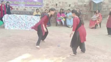 धौलपुर: विवेकानंद कॉलेज में विभिन्न खेलकूद प्रतियोगिताओं में बालिकाओं ने बहाया पसीना