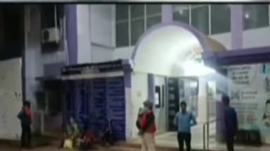 पालीगंज: कुरकुरी पुल के पास अनियंत्रित होकर गिरने से बाइक चालक जख्मी