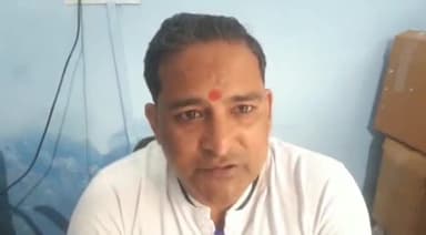 हरिद्वार: रानीपुर मोड़ पर आप के महानगर अध्यक्ष अनिल सती ने भाजपा सरकार को बताया जुमले की सरकार