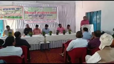 धनौरा: कुंभराला में जुबिलेंट की ओर से किसान सम्मेलन में बैठक का हुआ आयोजन, किसानों को खेती के प्रति किया गया जागरूक