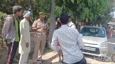 मुज़फ्फरनगर: महावीर चौक पर यातायात पुलिसकर्मियों ने चलाया संदिग्ध वाहन चेकिंग अभियान, करीब 14 वाहन चालकों के चालान काटे