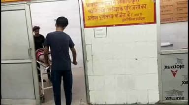 इटावा: सिविल लाइन इलाके में ट्यूशन जा रहा स्कूटी सवार छात्र गिरकर हुआ घायल, जिला अस्पताल में कराया गया इलाज