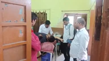 डलमऊ: मुराई बाग के पास डंपर की चपेट में आने से एक बाइक सवार सेल्समैन गंभीर रूप से हुआ घायल, डलमऊ अस्पताल में चल रहा उपचार