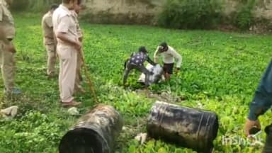 मिहींपुरवा: मिहिपुरवा तहसील के 4 गांव में आबकारी विभाग ने की छापेमारी, 107 लीटर कच्ची शराब ,व 1400 किलोग्राम लहन को किय़ा नष्ट