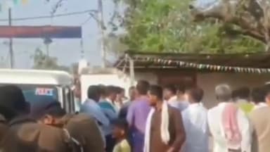 पालीगंज: अकबरपुर रोड में आबकारी विभाग पुलिस ने दो शराबियों को किया गिरफ्तार