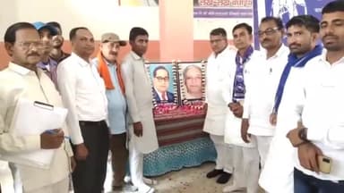 हनुमानगढ़: जंक्शन स्थित रविदास मंदिर में बसपा संस्थापक कांशीराम की जयंती के उपलक्ष्य में किया गया कार्यक्रम का आयोजन