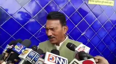 हुज़ूर: अरेरा हिल्स में 'पुरानी पेंशन योजना' को लेकर मंत्री तुलसी सिलावट ने नहीं दिया स्पष्ट जवाब