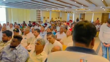 पंचकूला: नगर निगम पंचकूला पार्षद अक्षय चौधरी ने कांग्रेस प्रदेश अध्यक्ष चौधरी उदय भान के समक्ष जनमानस की समस्याओं को रखा