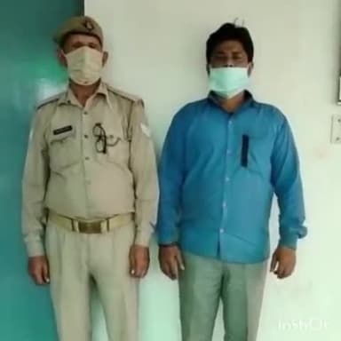 हापुड़: गांव लोदीपुर से पुलिस ने चोरी के मुकदमे में एक वारंटी को गिरफ्तार कर न्यायालय में किया पेश