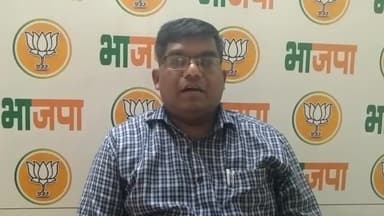 चेंबूरमधील संवेदनशील कंपन्यांच्या शेजारील वाहन तळाच्या संदर्भात समाजसेवक महेश सावंत यांनी गुरुवारी दिली प्रतिक्रिया