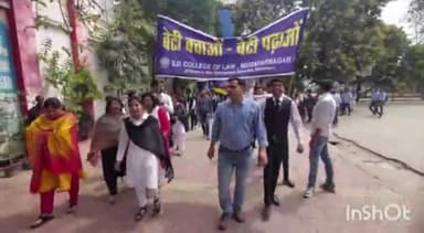 मुज़फ्फरनगर: एसडी कॉलेज ऑफ लॉ कॉलेज से छात्र छात्राओं ने बेटी बचाओ बेटी पढ़ाओ का सार्थक संदेश एक विचार गोष्ठी रैली का किया आयोजन