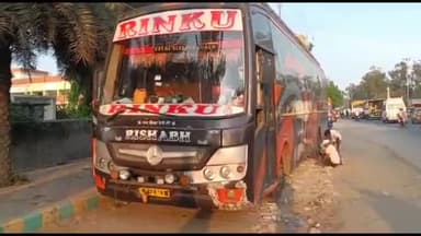 धनौरा: गजरौला यातायात पुलिस ने चौपला पर डग्गामार वाहनों के खिलाफ चलाया अभियान, ₹50 हजार के काटे चालान व एक बस को किया सीज