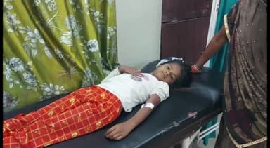 दमोह: बिजौरी पाठक गांव में रतनजोत के बीज खाने से बच्चों की बिगड़ी तबियत, 2 को जिला चिकित्सालय में कराया गया भर्ती