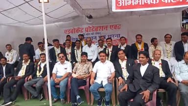 अधिवक्ता प्रोटेक्शन एक्ट को लेकर आज भी क्रमिक अनशन जारी वकीलों की एकता लाई रंग
