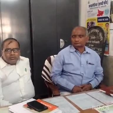 गोगरी: चिकित्सा पदाधिकारी की अध्यक्षता में कालाजार टास्क फोर्स की समीक्षा बैठक हुई संपन्न